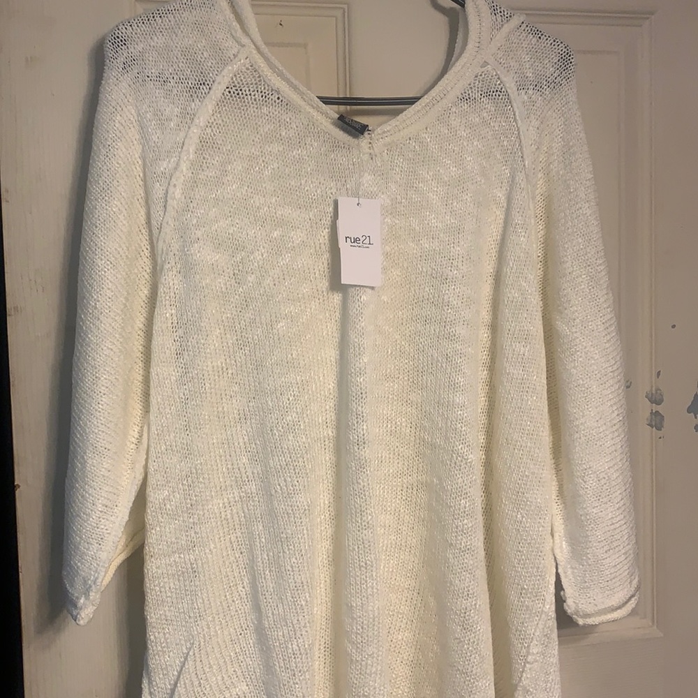 Ivory hood puncho